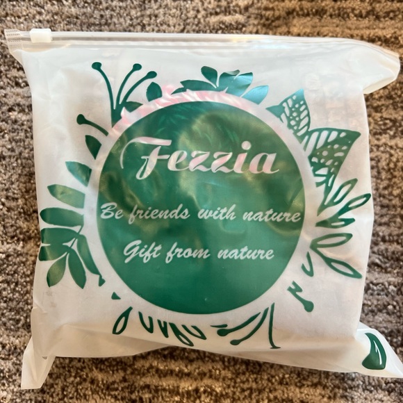 Natural Wood Slices for Crafting - Picture 6 of 6